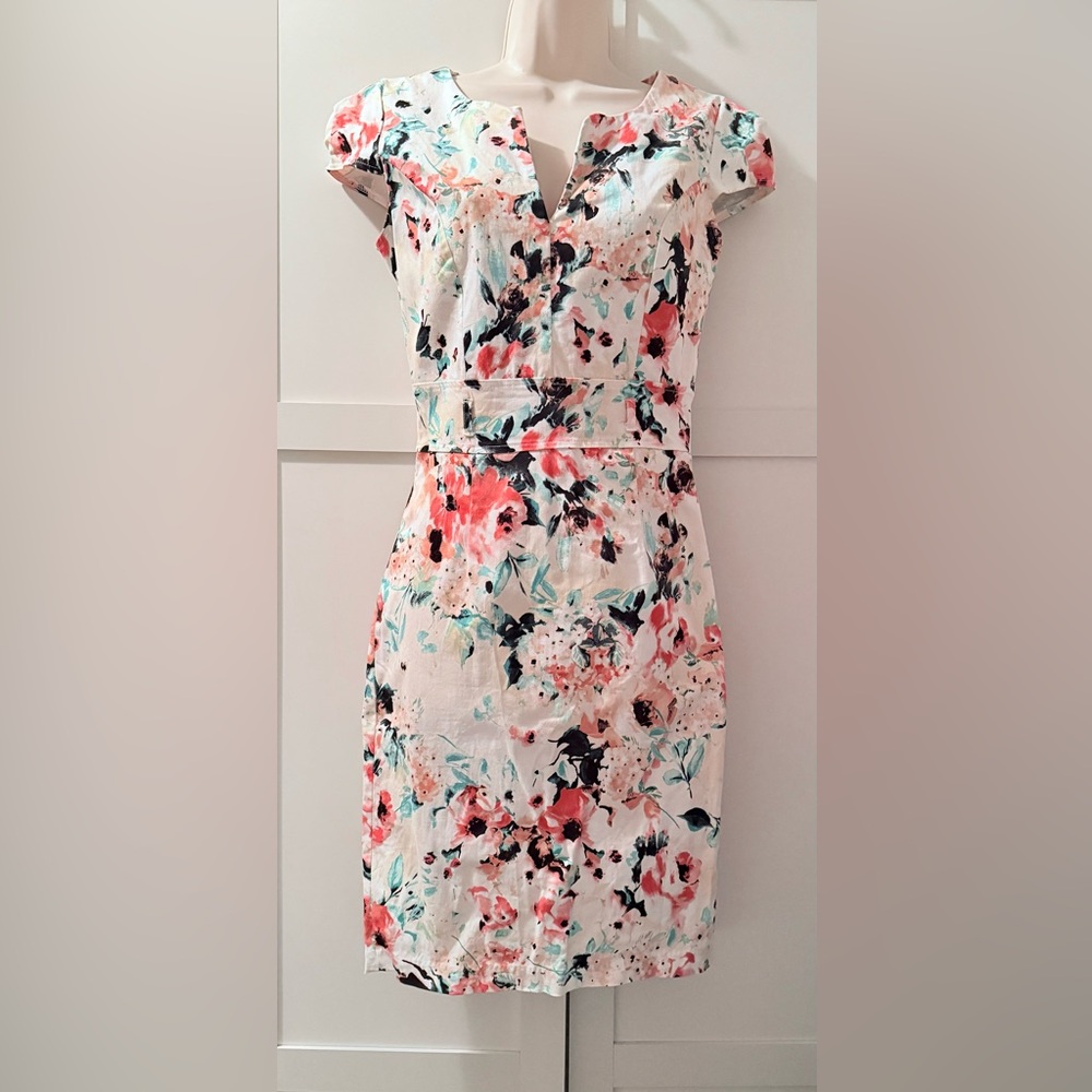 Kara Girl Floral Dress sz small